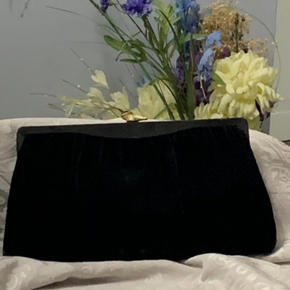 1960's Vintage Black velvet clutch